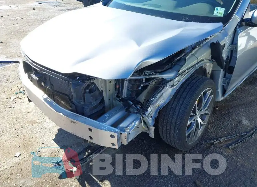 19UDE2F70KA008259 Photo# 6