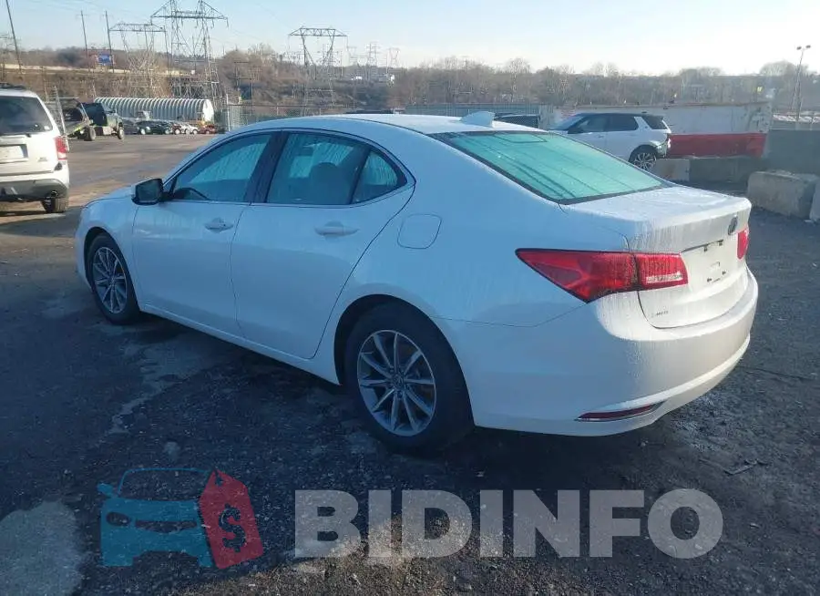 19UUB1F37KA007657 Photo# 3