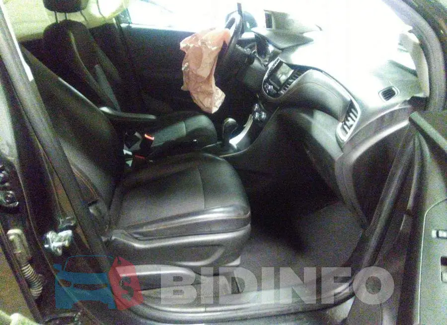 KL7CJPSB4JB603439 Photo# 5