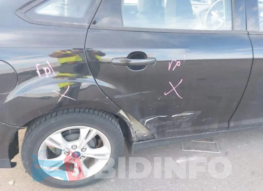 1FADP3F28EL430541 Photo# 6