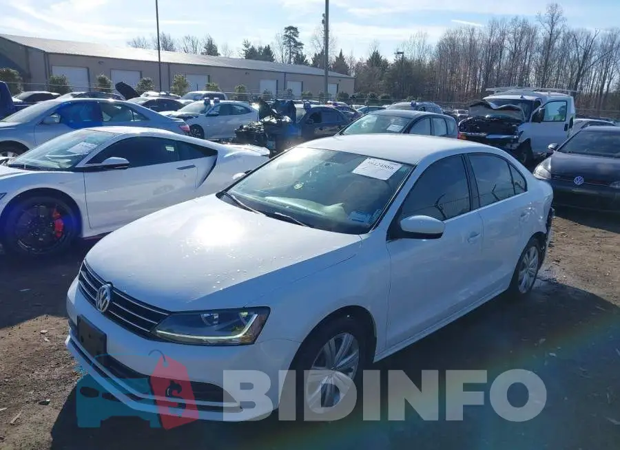 3VW2B7AJ2HM396537 Photo# 2