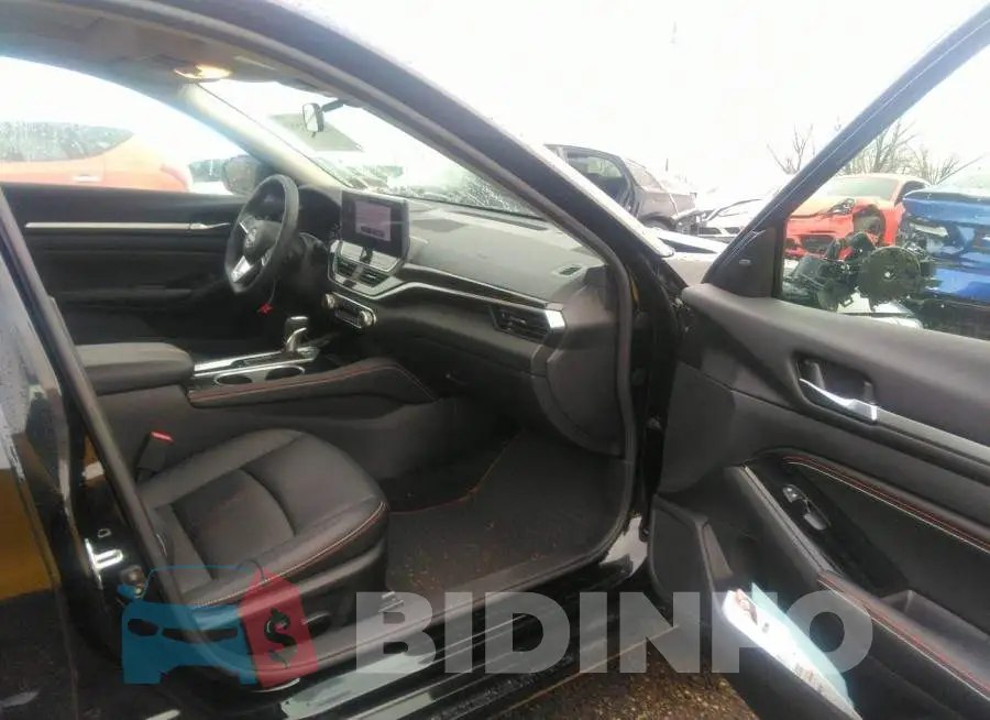 1N4BL4CV7PN419271 Photo# 5