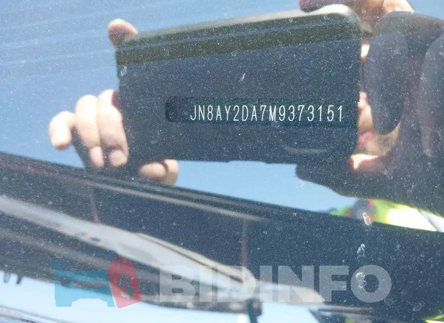 JN8AY2DA7M9373151 Photo# 9