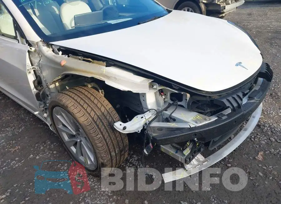 5YJ3E1EB4NF128006 Photo# 6