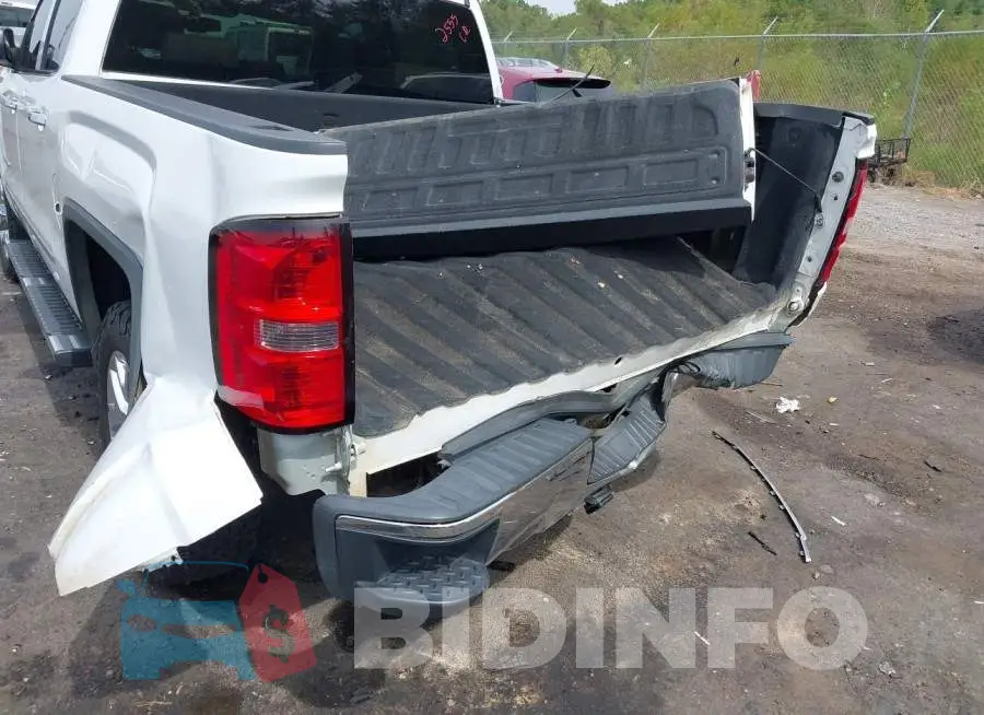3GTU2VEC0EG502425 Photo# 6