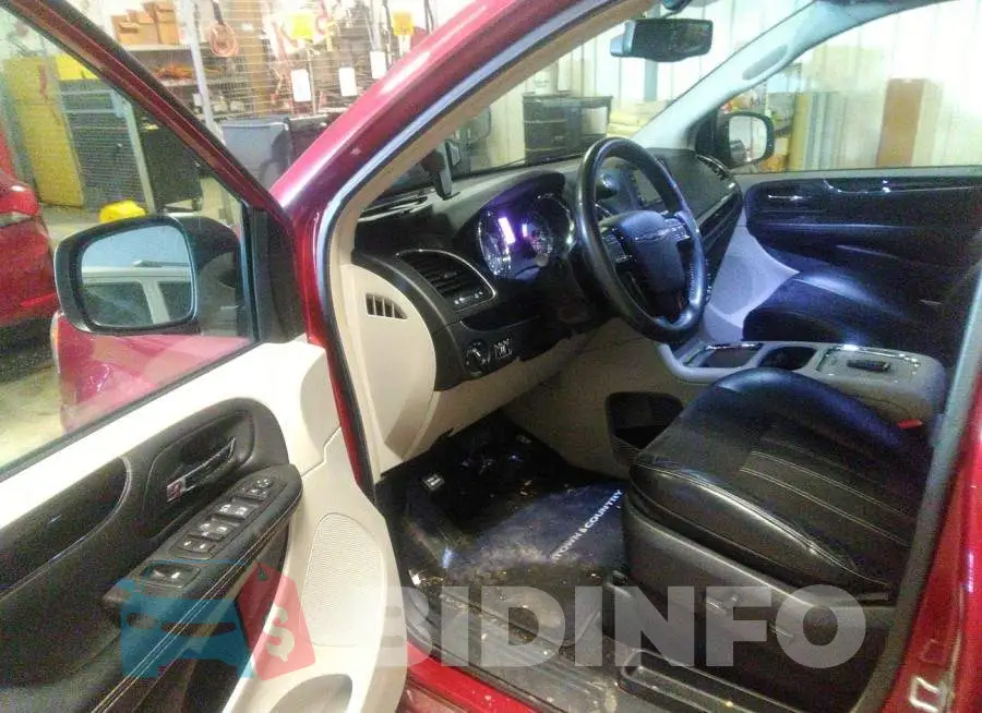 2C4RC1JG9GR253298 Photo# 5