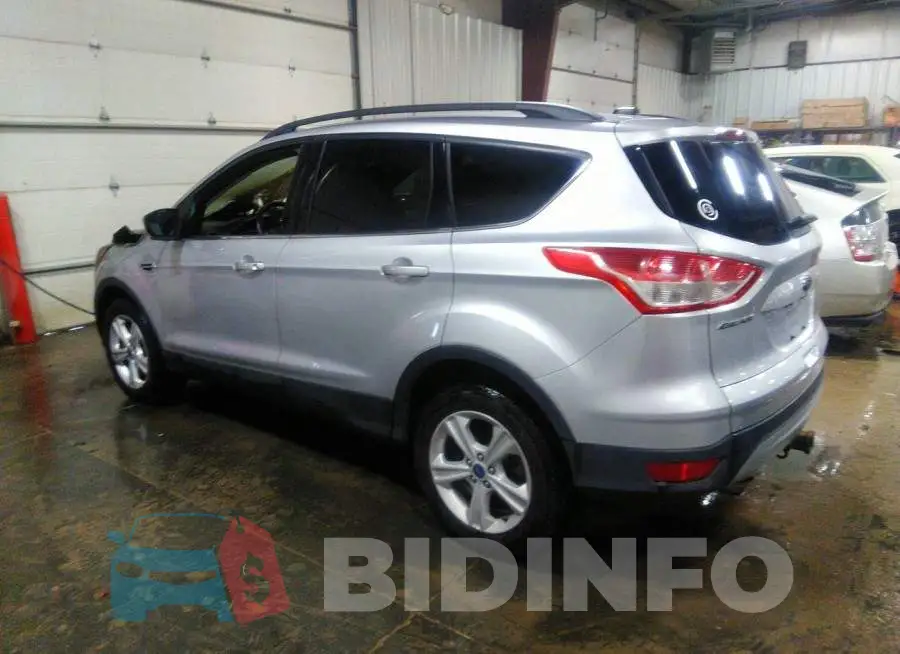 1FMCU9GX2EUB30320 Photo# 3
