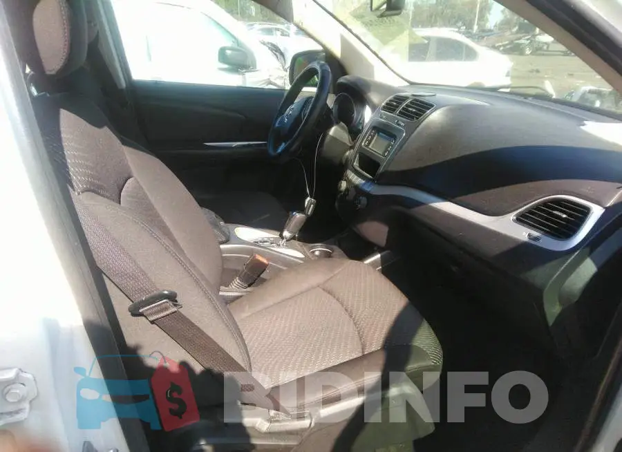 3C4PDCAB0GT171879 Photo# 5