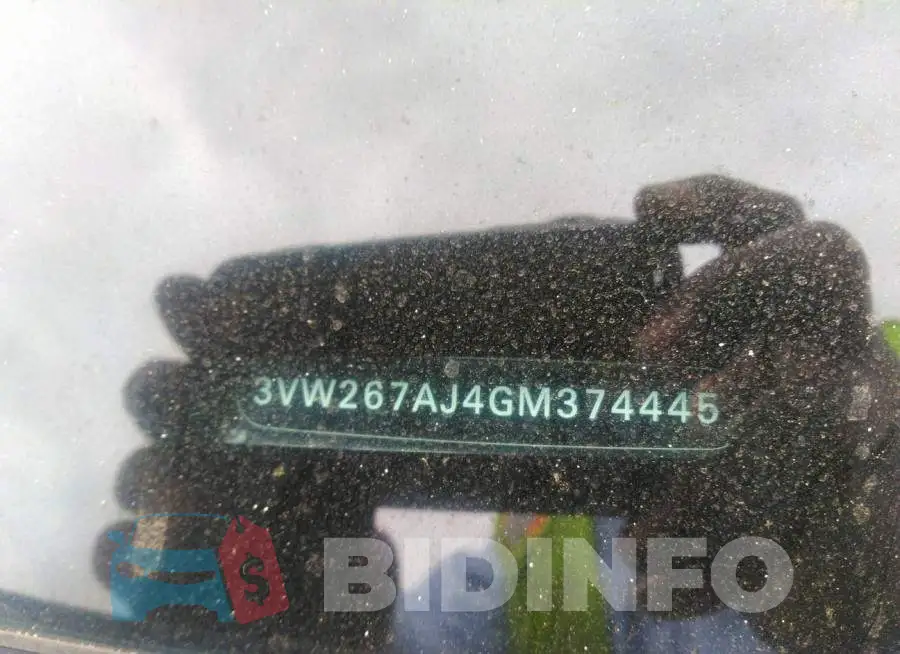 3VW267AJ4GM374445 Photo# 9