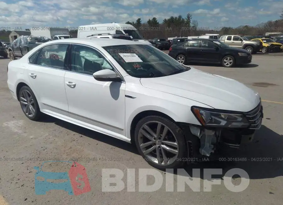 1VWDT7A33HC054037 Photo# 1