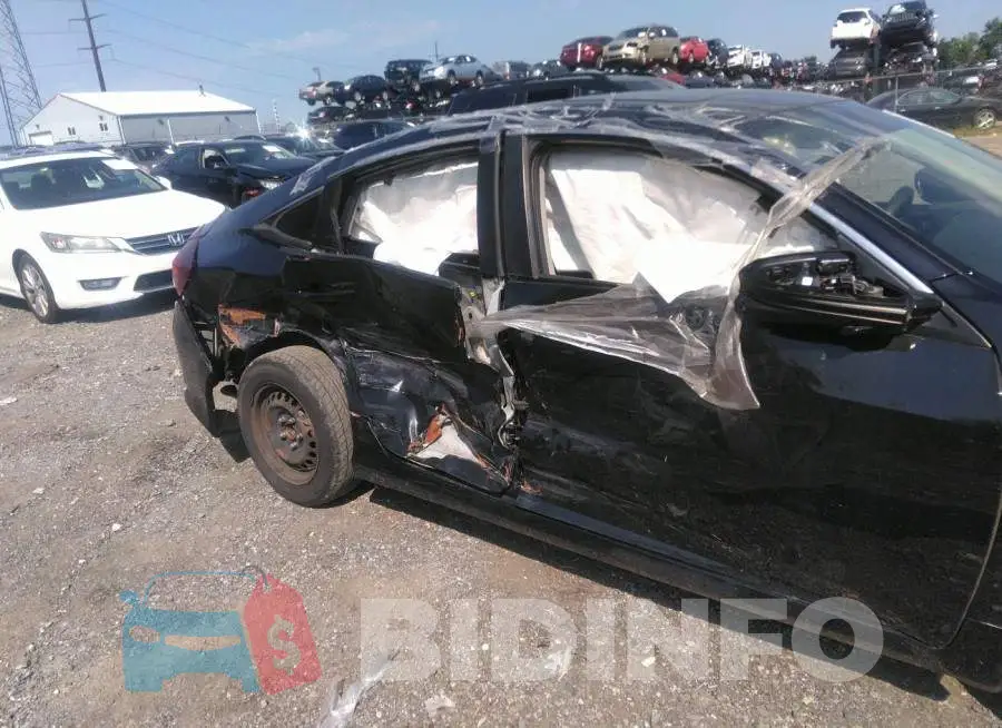 19XFC2F82GE218727 Photo# 6