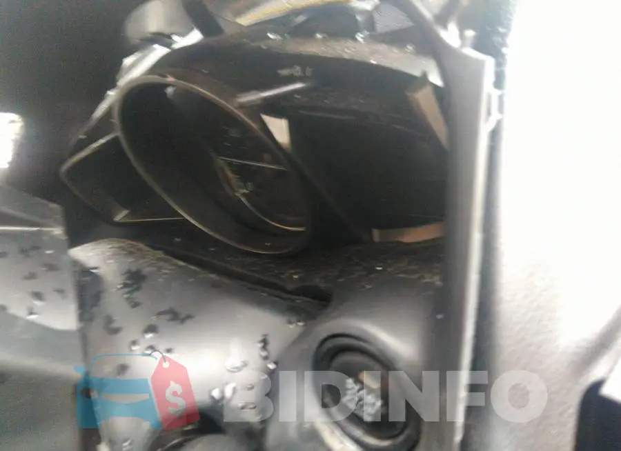 JM1BN1V72H1104940 Photo# 7