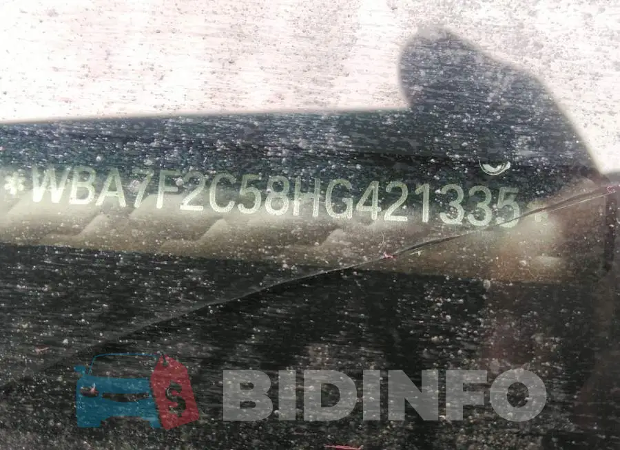 WBA7F2C58HG421335 Photo# 9