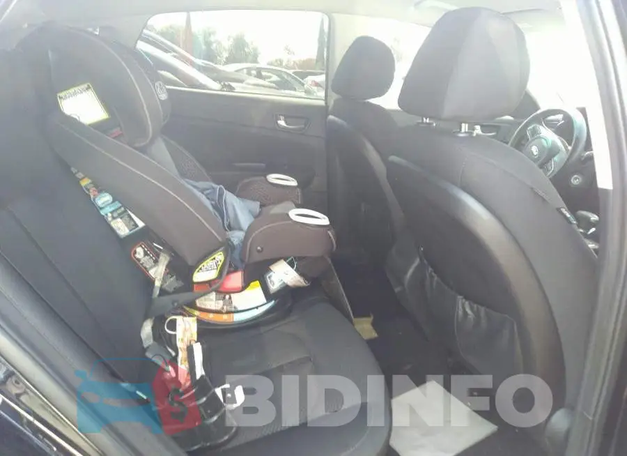 5XXGT4L31GG028482 Photo# 8