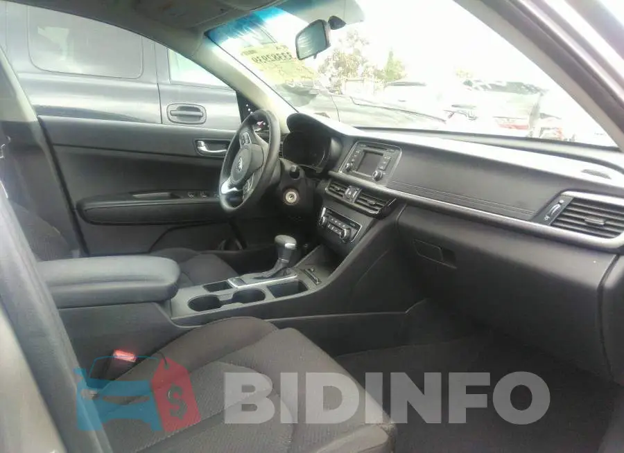 5XXGT4L32HG154884 Photo# 3