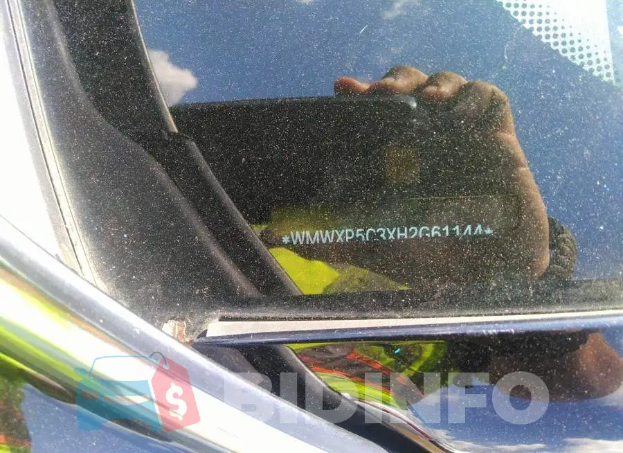 WMWXP5C3XH2G61144 Photo# 9