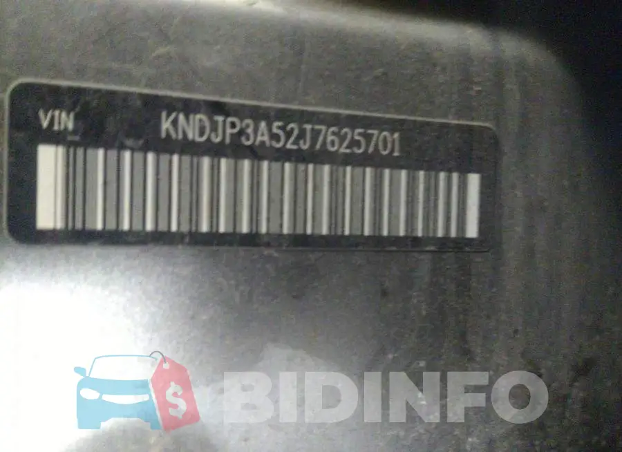 KNDJP3A52J7625701 Photo# 9