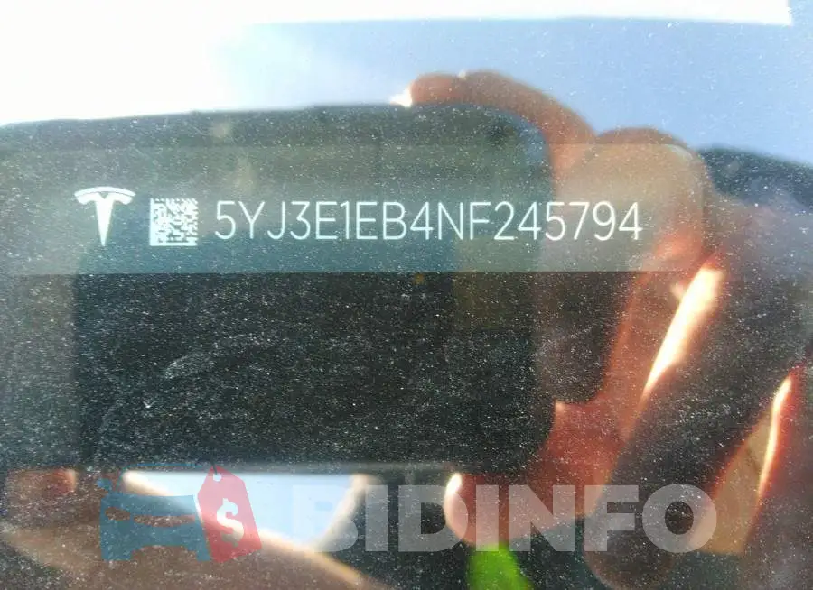 5YJ3E1EB4NF245794 Photo# 9