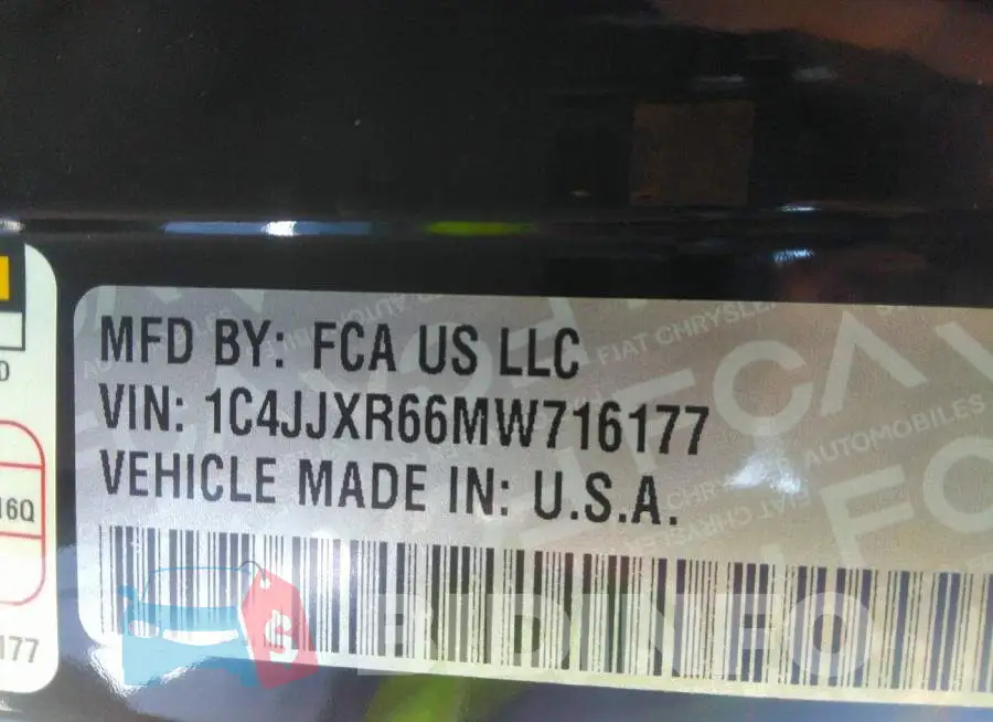 1C4JJXR66MW716177 Photo# 9