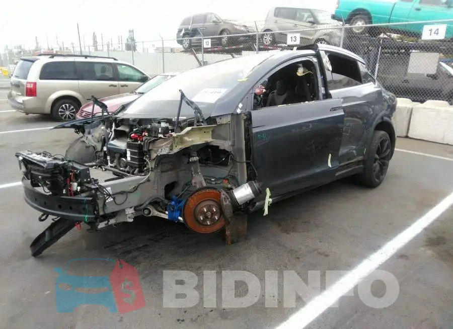 5YJXCDE24HF067446 Photo# 2