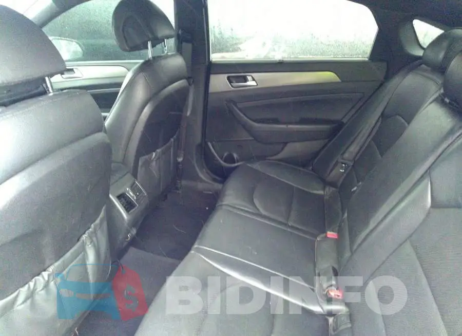 5NPE34AB7FH125819 Photo# 8