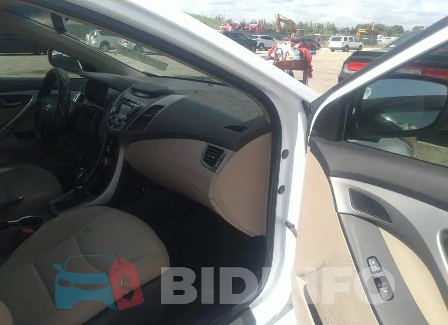 5NPDH4AE8GH788714 Photo# 5
