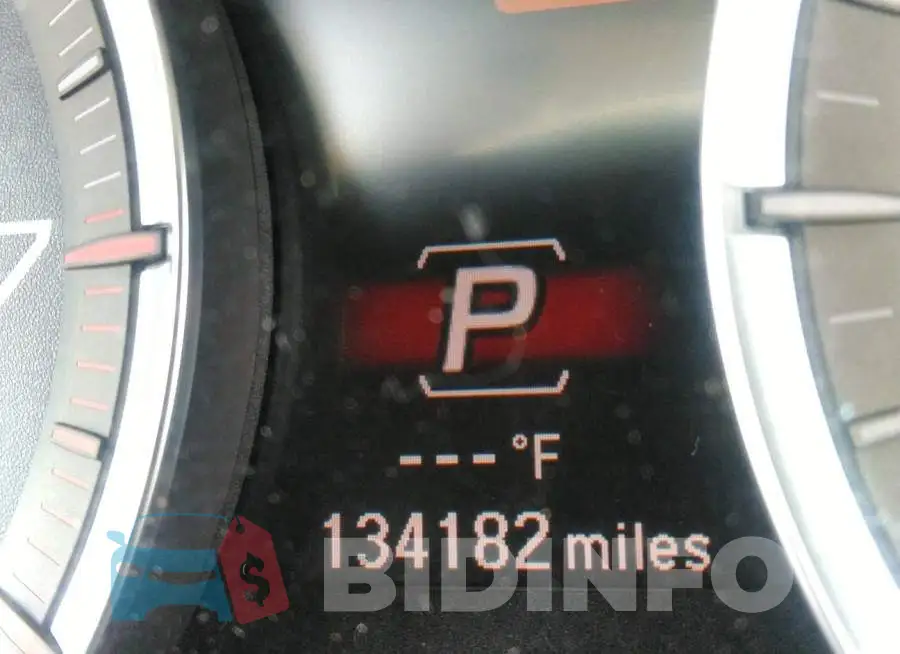 19UUB1F51FA008763 Photo# 7