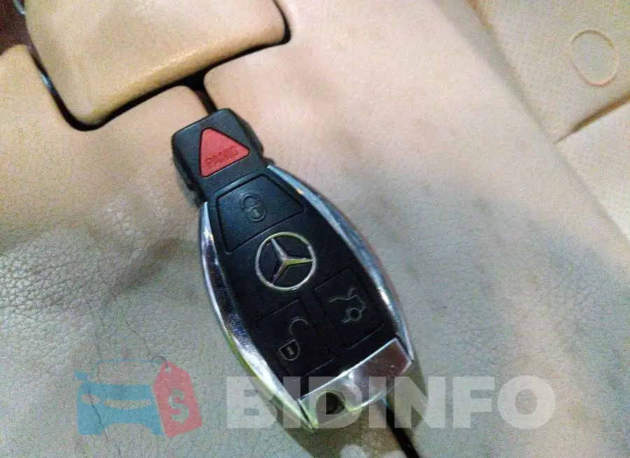 WDDHF8JBXFB165718 Photo# 11