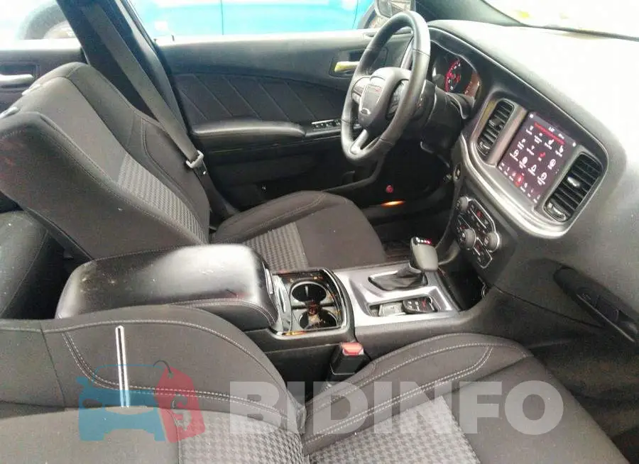 2C3CDXJG5JH297967 Photo# 5