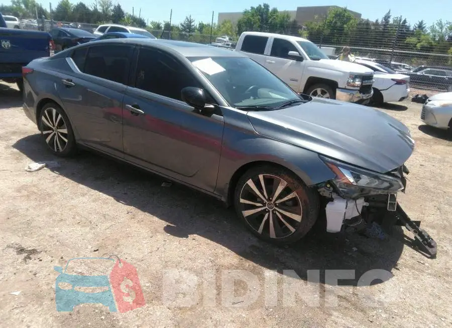 1N4BL4CV1LN311917 Photo# 1