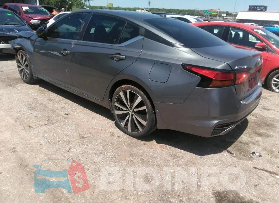 1N4BL4CV1LN311917 Photo# 3