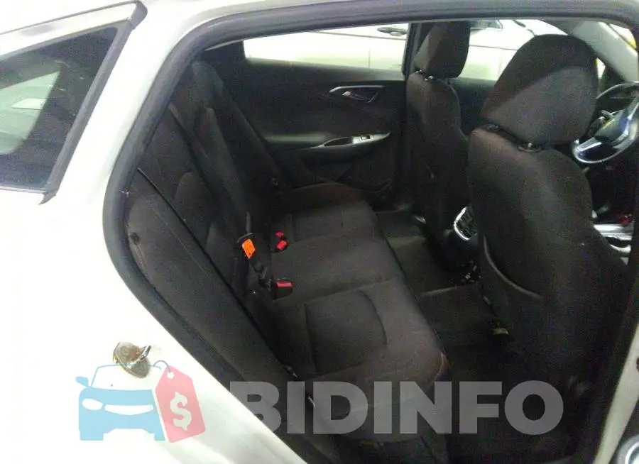 1G1ZD5STXJF142945 Photo# 8