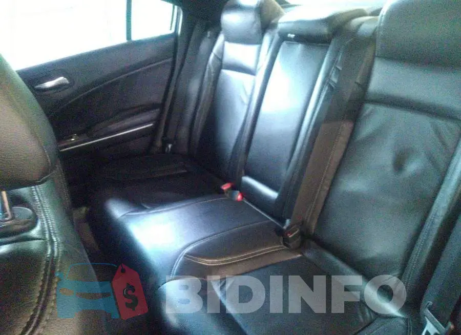 2C3CDXCT1KH526463 Photo# 8