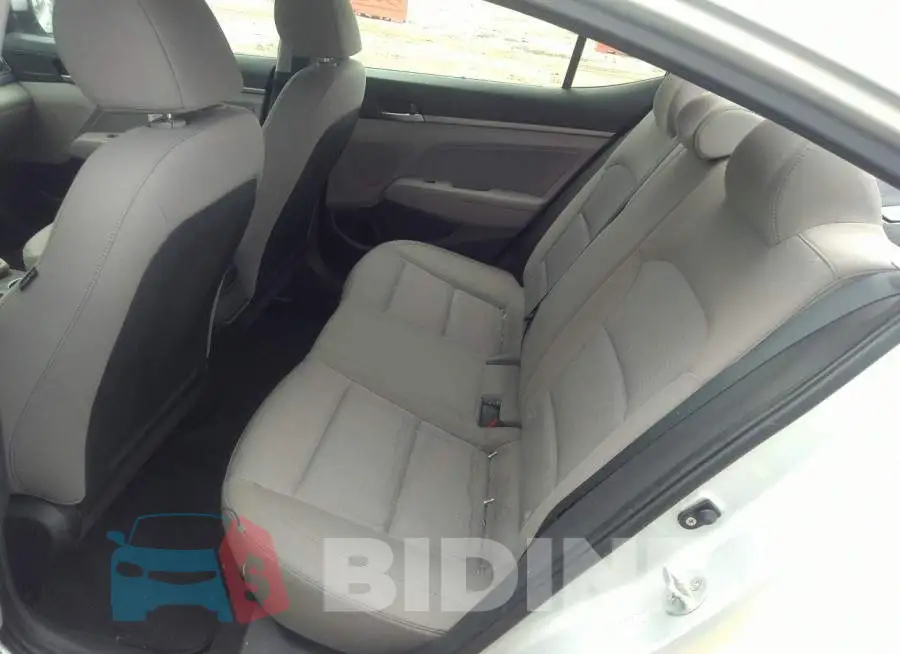 KMHD84LF9HU179818 Photo# 8
