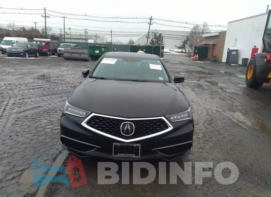 19UUB2F41KA010455 Photo# 6