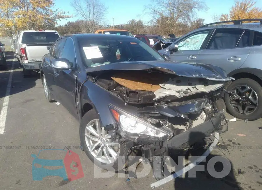JN1BV7ARXFM414147 Photo# 1