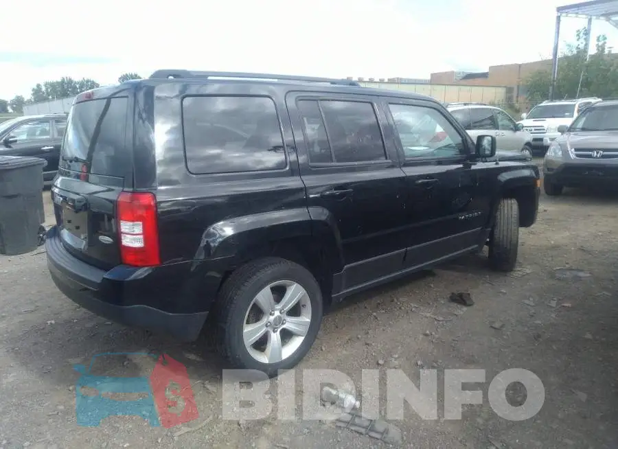 1C4NJRFBXGD598715 Photo# 4
