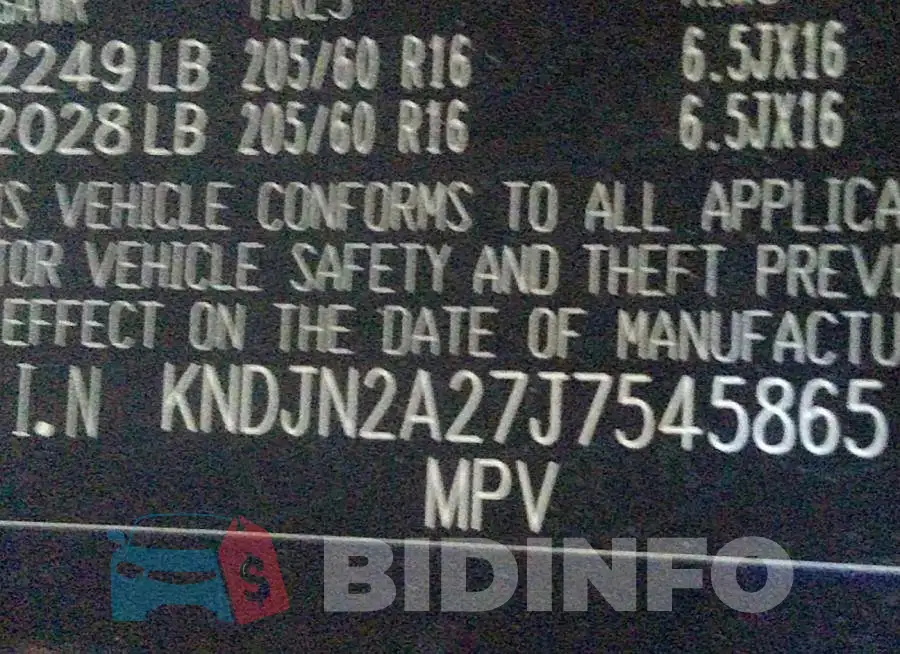KNDJN2A27J7545865 Photo# 9