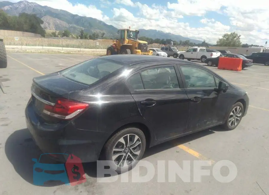 19XFB2F84FE005831 Photo# 4