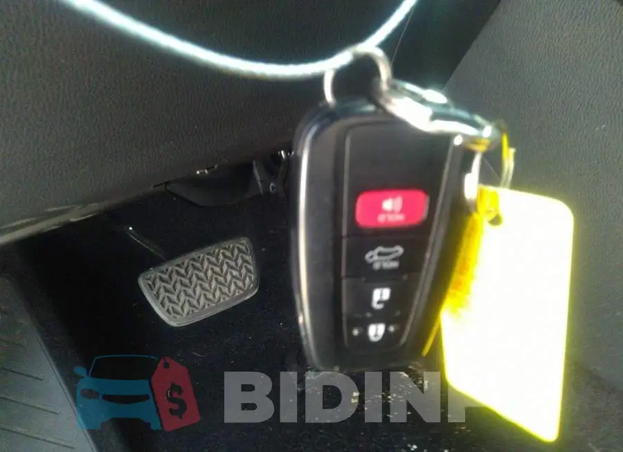 JTMRWRFV4MD104857 Photo# 11