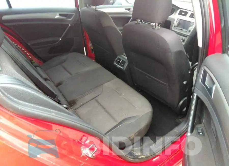 3VW217AUXGM001306 Photo# 8
