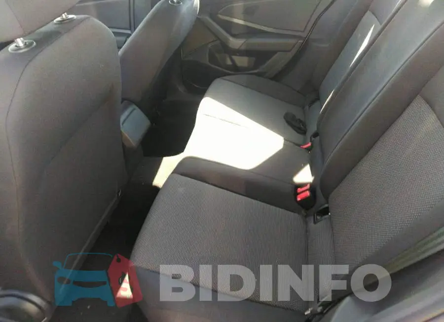 3VWC57BU9MM056624 Photo# 8