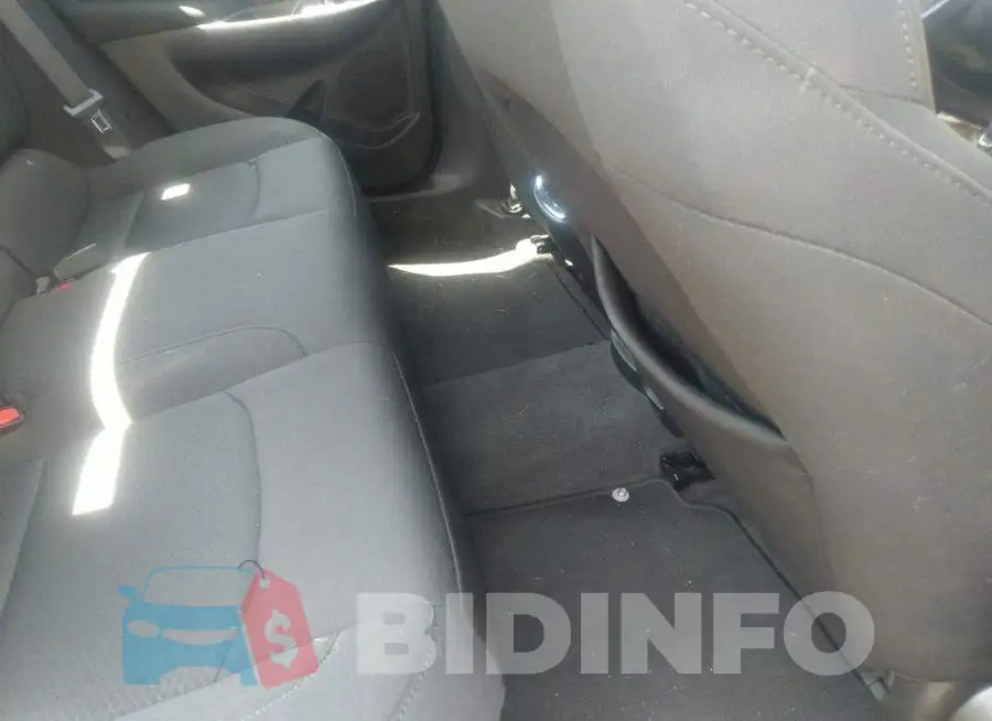 1G1ZD5ST4MF028637 Photo# 8