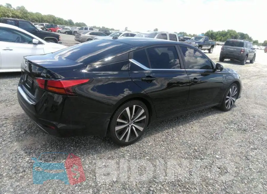 1N4BL4CV9KC181458 Photo# 4