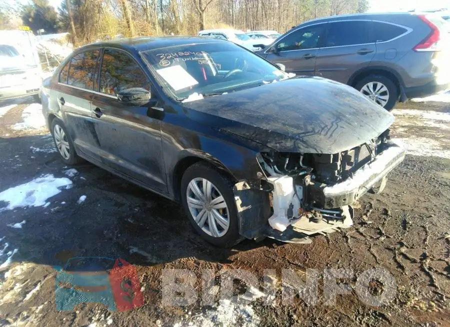 3VW167AJ2HM336466 Photo# 1