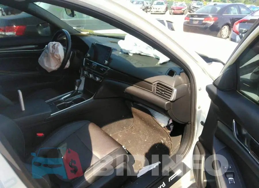 1HGCV1F35KA154708 Photo# 5