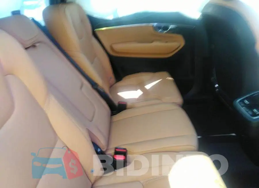 YV4A22PL5M1741655 Photo# 8