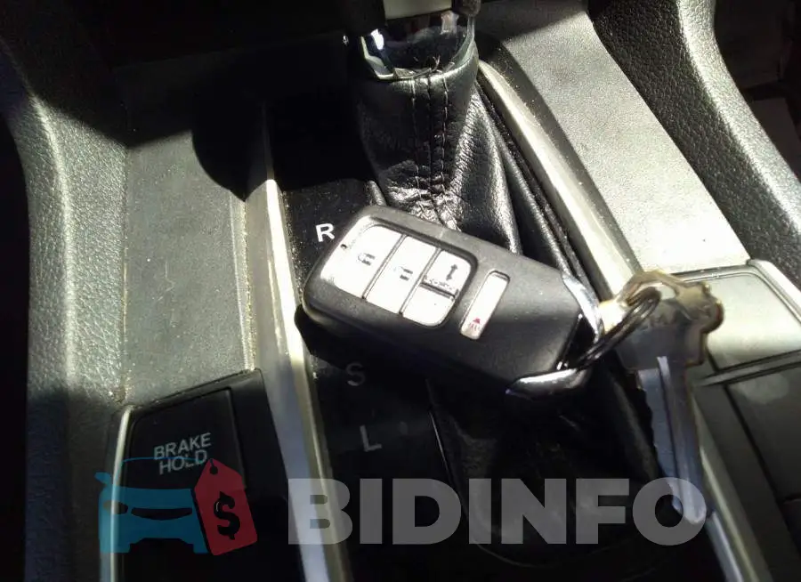 19XFC1F38HE203536 Photo# 11