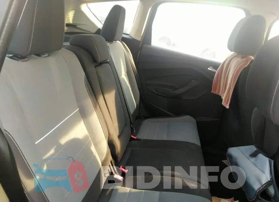 1FADP5AU3FL109626 Photo# 8