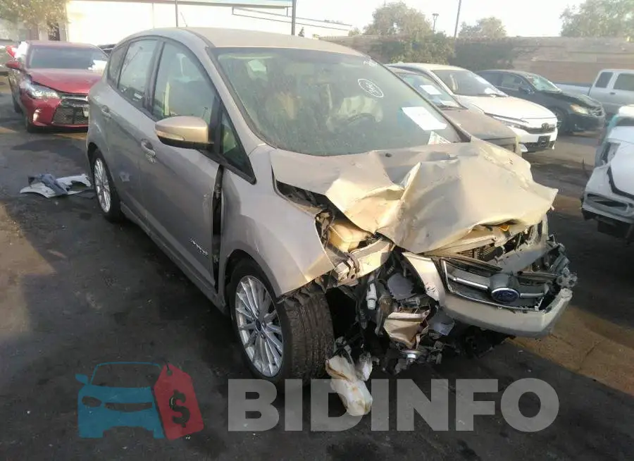 1FADP5AU3FL109626 Photo# 1